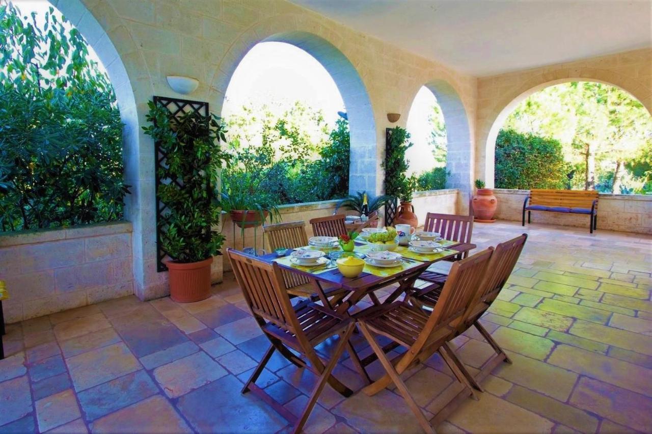 Pensjonat Trulli Fogliarella Ostuni Zewnętrze zdjęcie