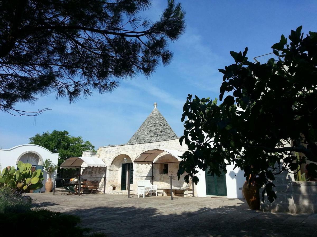 Pensjonat Trulli Fogliarella Ostuni Zewnętrze zdjęcie