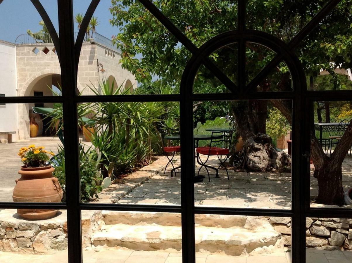 Pensjonat Trulli Fogliarella Ostuni Zewnętrze zdjęcie