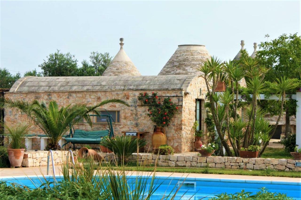 Pensjonat Trulli Fogliarella Ostuni Zewnętrze zdjęcie